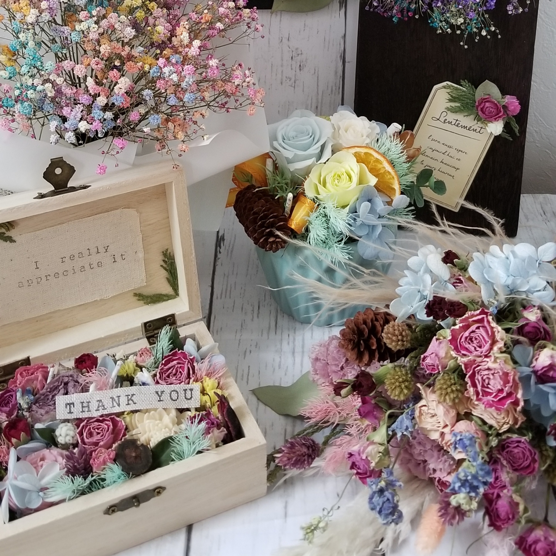 プリザーブドフラワーとドライフラワーについて