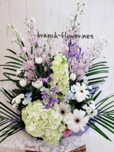 御供のフラワーアレンジメント